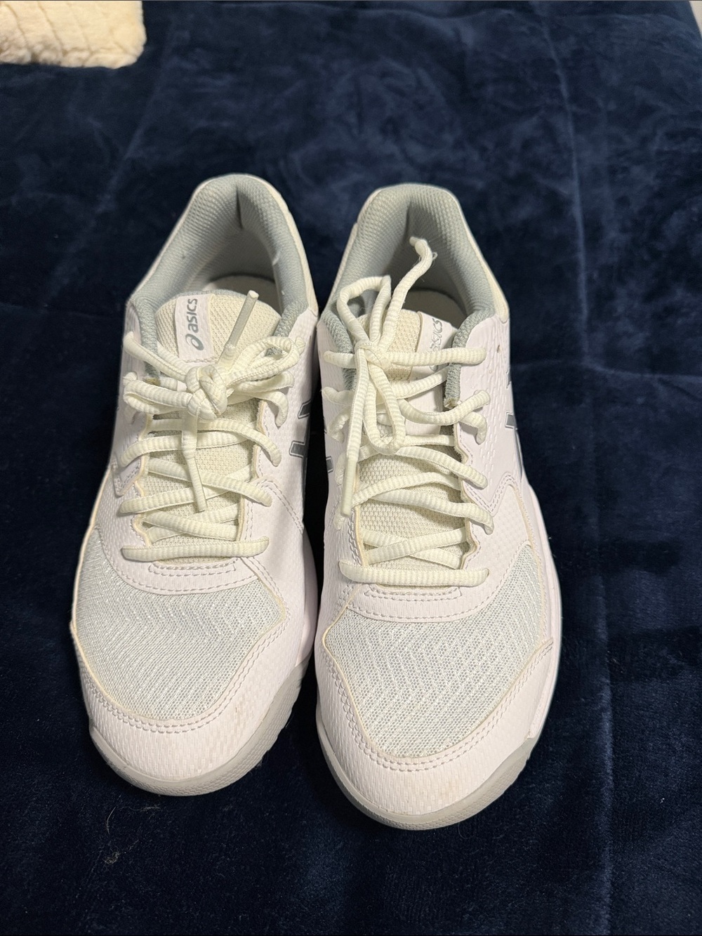 ASICS White and Light Gray Women's Shoes - Picture 9 of 9